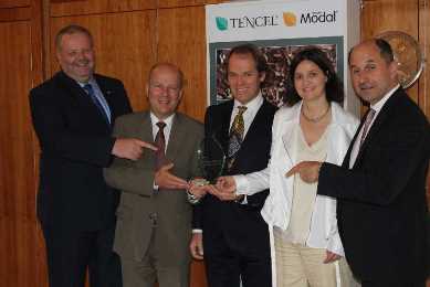 “Positioning Excellence Award” for Lenzing AG